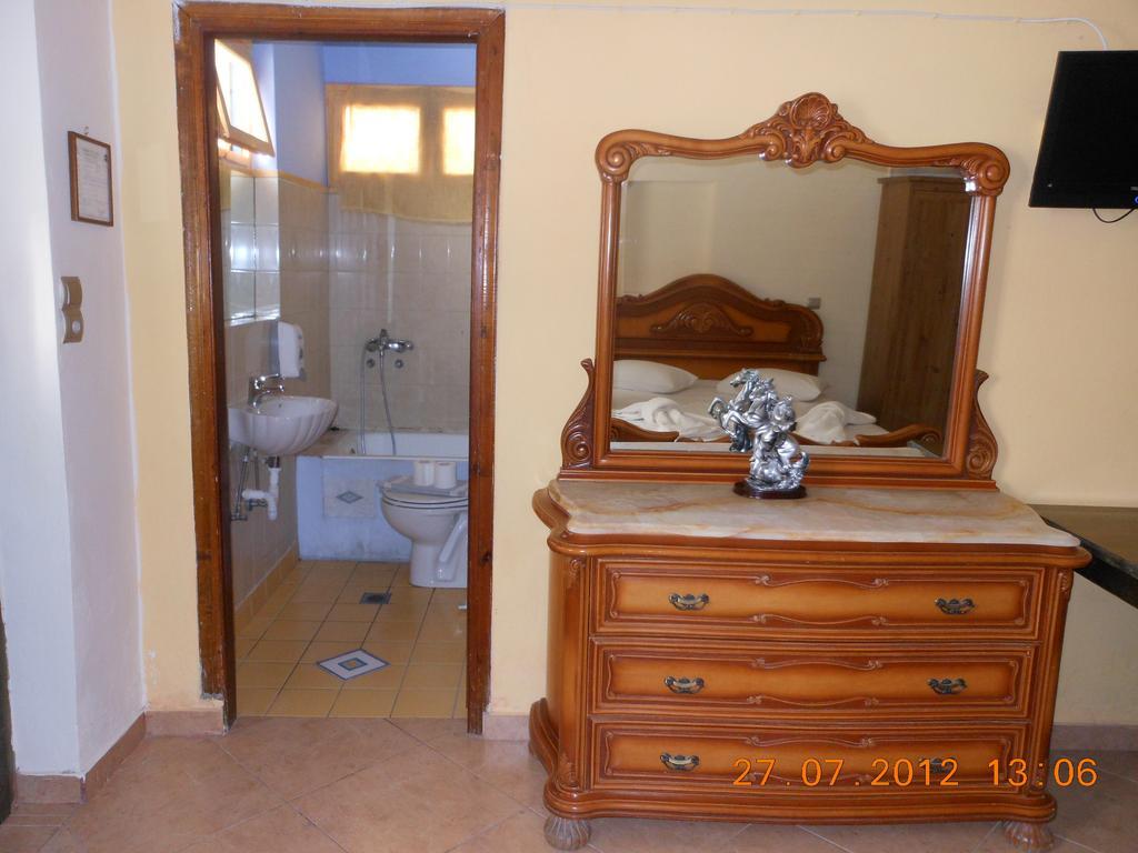 Afroditi Panormos  Luaran gambar