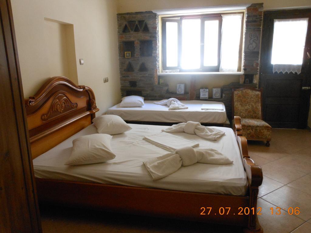Afroditi Panormos  Luaran gambar